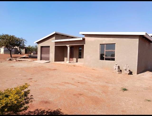2 BEDROOM HOUSE FOR SALE IN MANKWENG